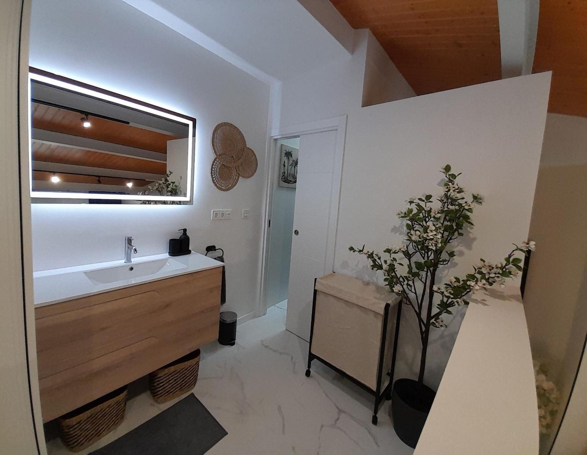 Atico Roseta Luxury Apartment อาลิกันเต ภายนอก รูปภาพ